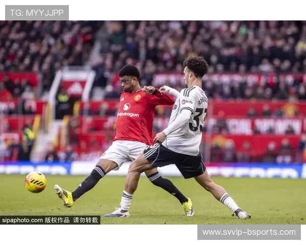 伊沃比调侃梅努：你差点废了我的手，真有力量！-直播吧